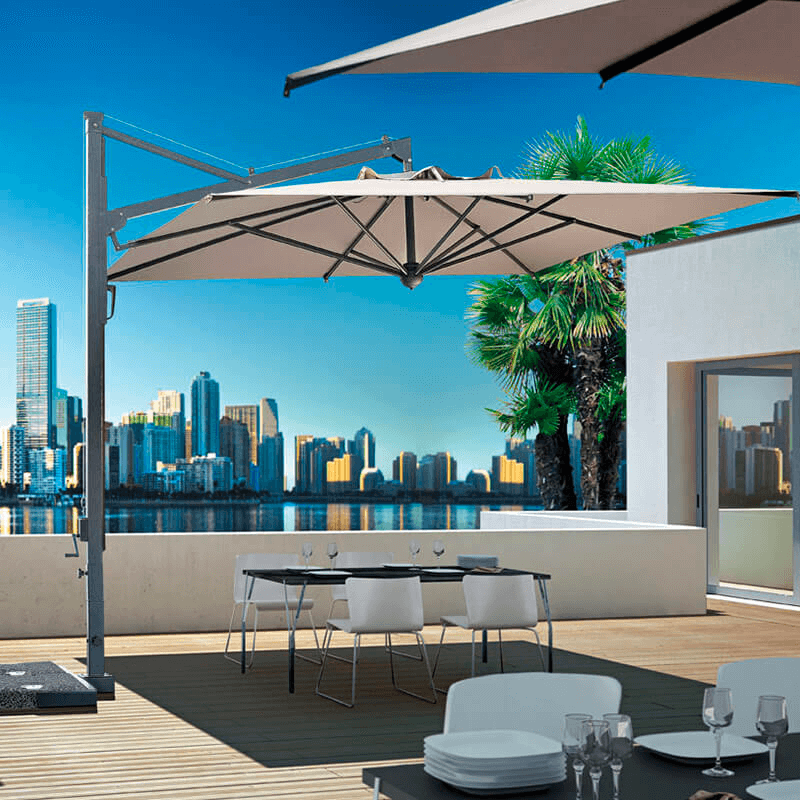 Side post retractable parasols