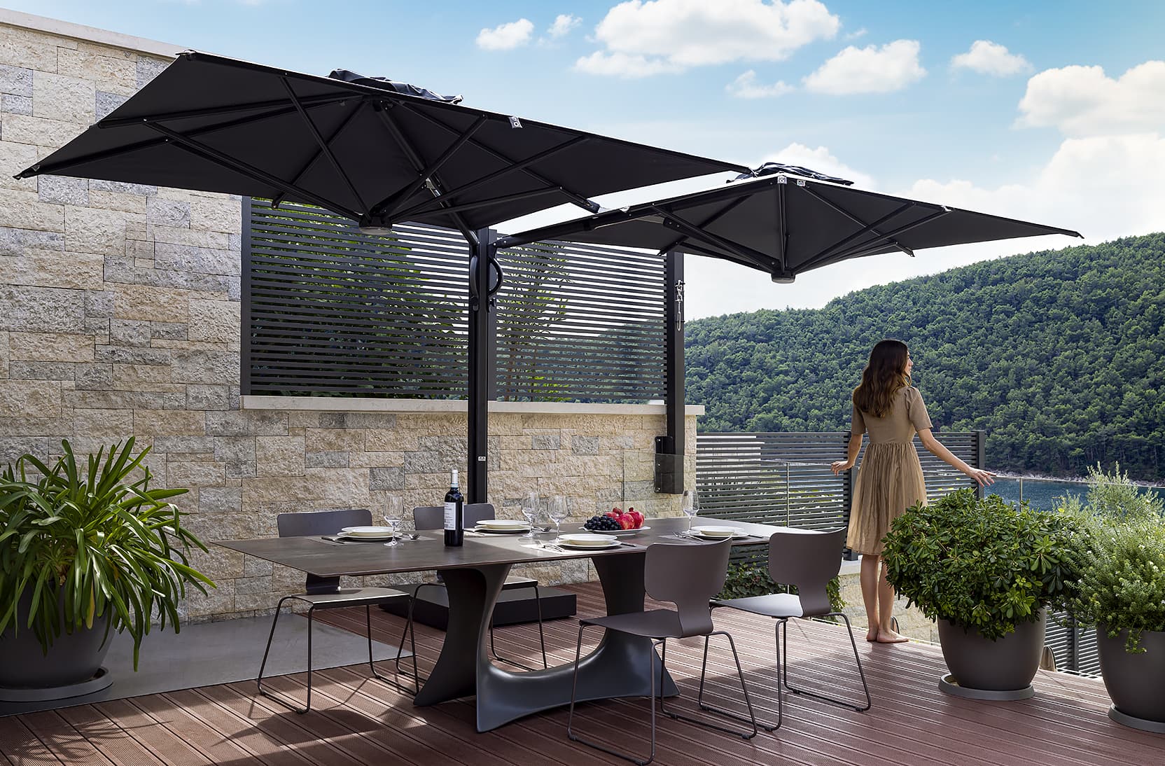 Ombrellone a braccio retrattile Dual V Carbon